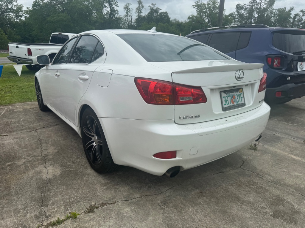 2008 Lexus IS 350's photo